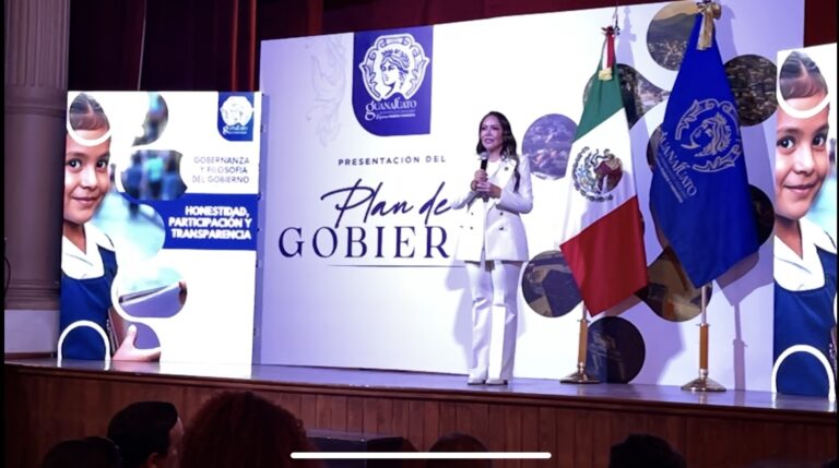 Samantha Smith presenta el programa de Gobierno Municipal 2024-2027